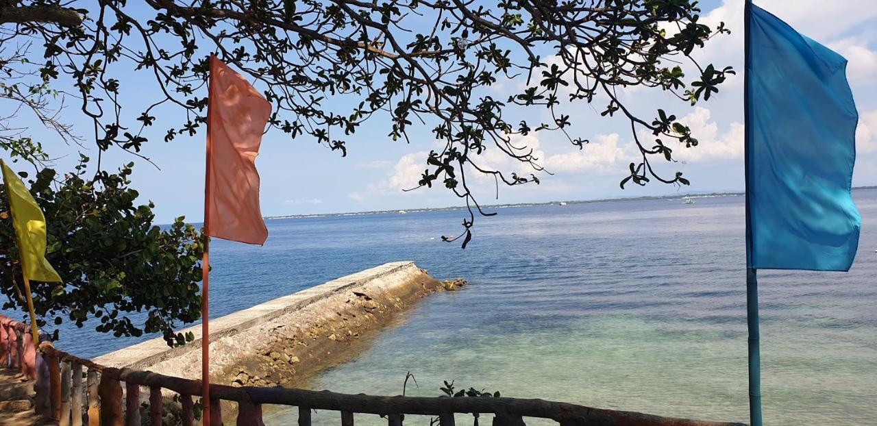 Mactan Newtown Condo With Garden And Ocean View 8Newtown Blvd Lapu-Lapu City Esterno foto